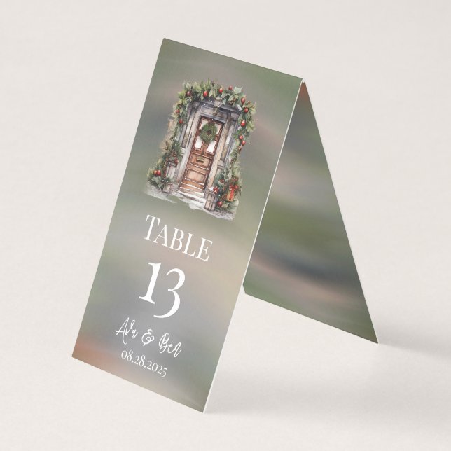 Die Tischnummern sind in Rot-Berry dekoriert (Rückseite)