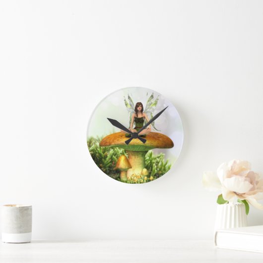 Die Toadstool Fairy Runde Wanduhr (Zuhause)