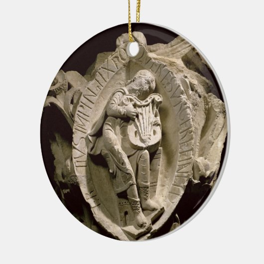 "Die Töne von Musik", Spalten-Hauptstadt vom amb Keramikornament (Links)