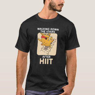 Die Treppe hinuntergehen nach HIIT-Fitness-Trainin T-Shirt