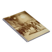 Die Turnhalle des Mädchens an der tauben und Notizblock (Rechte Seite)