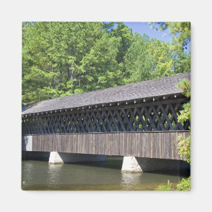 Die überdachte Brücke Stone Mountain bei Stone Magnet