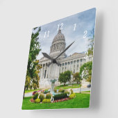 Die Uhr der Hauptstadt in Missouri (Winkel)