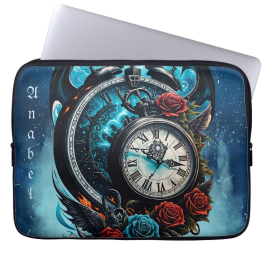 Die Uhr im Nebel der Unendlichkeit. Laptopschutzhülle (Vorderseite)