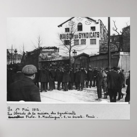 Die Umgebung des Maison des Syndicats, Poster (Vorne)