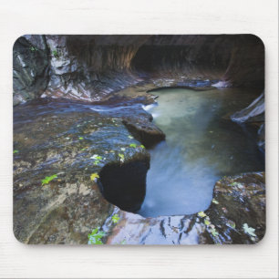 Die Untergrundbahnschlitzschlucht Mousepad