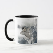 Die Unterseite des Space Shuttles Discovery Tasse (Links)