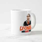 Die Urknalltheorie | Leonard Jumbo-Tasse (Vorderseite Rechts)