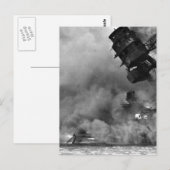 Die USS ARIZONA brennt nach dem Bild des Krieges Postkarte (Vorne/Hinten)