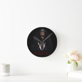 Die Vampire Satires decken Kunst ab Runde Wanduhr (Zuhause)