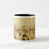 Die Vergnügen des Winters Zweifarbige Tasse (Mittel)