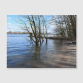 Die verlorenen Orte , Bäume am Ufer des Flusses Magnetkarte (Vorderseite)