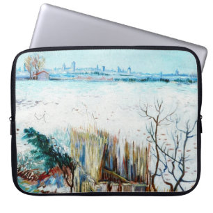 Die verschneite Landschaft mit den Arlen im Hinter Laptopschutzhülle