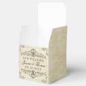 Die Verzierte, Geblüht Hochzeitskollektion des Jah Geschenkschachtel (Geöffnet)