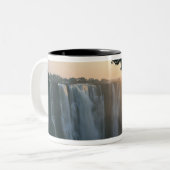 Die Victoriafälle, Simbabwe, Afrika Zweifarbige Tasse (Vorderseite Links)