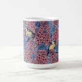 Die Vögel im lila Garten Kaffeetasse (Mittel)