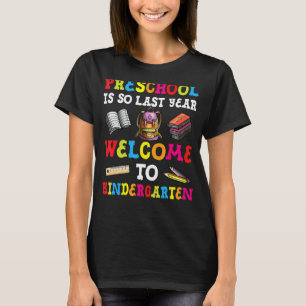 Die Vorschule ist so im letzten Jahr Willkommen im T-Shirt
