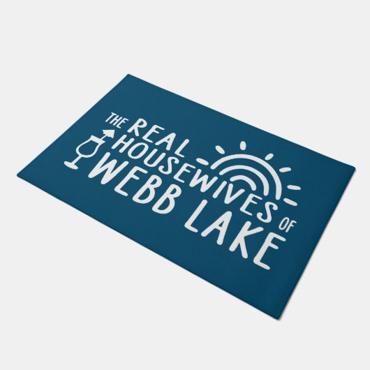Die wahren Hausfrauen des Webb Lake Fußmatte (Schrägansicht)