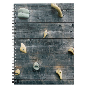 Die Wände sind aus vierbraunem Holz Notizblock