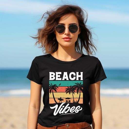 Die Waves im Stil reiten: Beach Fun T - Shirt