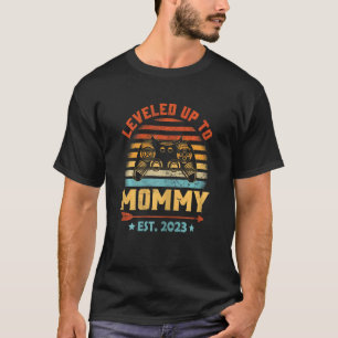 Die weibliche Rendite stieg bis zum Mommy 2023 auf T-Shirt