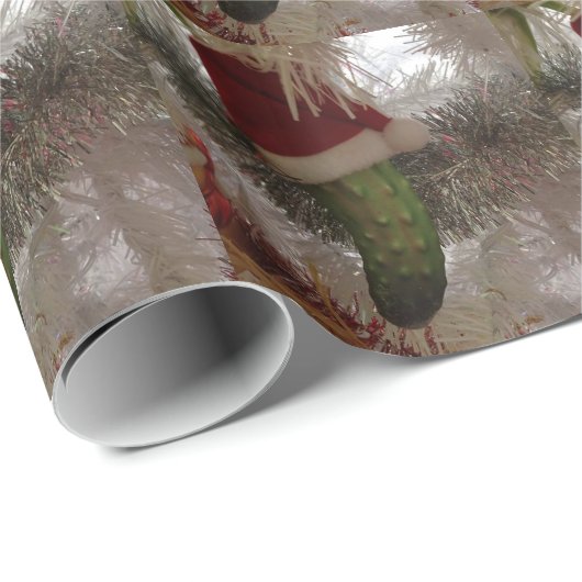 Die Weihnachtsessiggurke Geschenkpapier (Rolleneckpunkt)