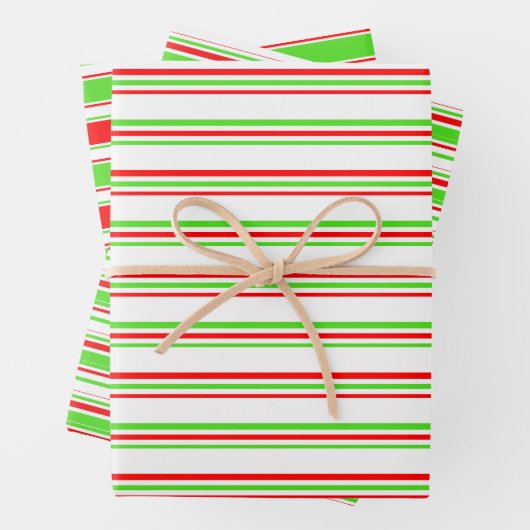 Die Weihnachtsmuster sind grün, weiß, rot und farb Geschenkpapier Set (Beispiel)