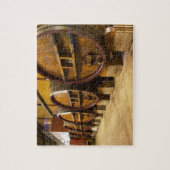 Die Weinkellerei mit großen alten Holzfässern Puzzle (Vertikal)