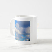 Die weißen Wellen im Himmel Kaffeetasse (Vorderseite Links)