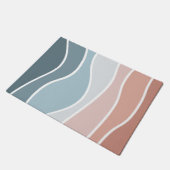 Die Wellen im Retrostil sind blau und rosa. Fußmatte (Schrägansicht)