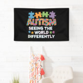 Die Welt anders als das Bewusstsein für Autismus Banner (Insitu)