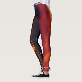 Die Welt auf Feuer Leggings mit Namen setzen