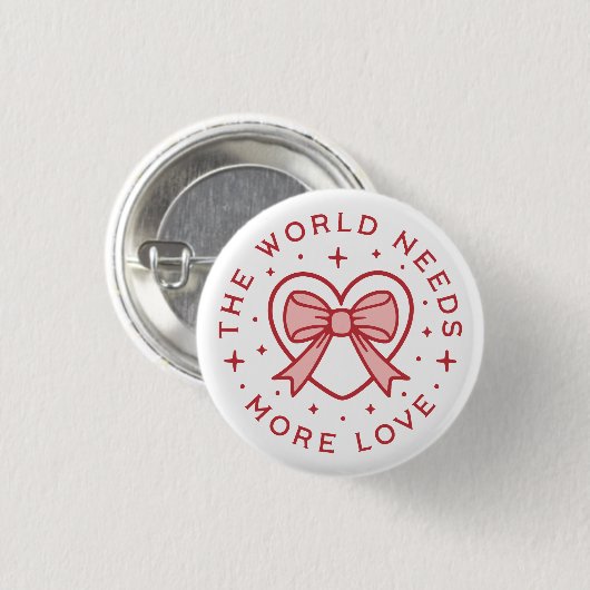 Die Welt braucht mehr Liebe, Preppy Button (Vorne & Hinten)