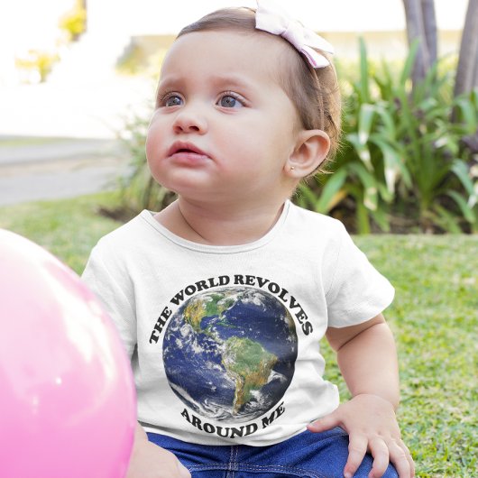 Die Welt dreht sich um mich Baby T-shirt