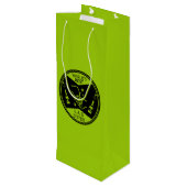 Die Welt ist wie eine Schwester Geschenktüte Für Weinflaschen (Rückseite Schrägansicht)