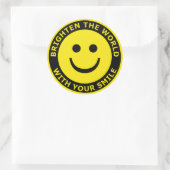 Die Welt mit deinem Lächeln bestechen Runder Aufkleber (Tasche)