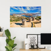 Die Windmühlen von Chora auf der Insel Patmos, Gri Poster (Heimbüro)