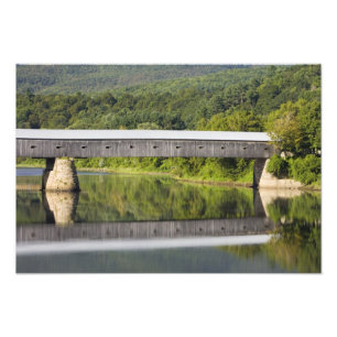 Die Windsor-Cornish Covered Bridge überspannt den Fotodruck