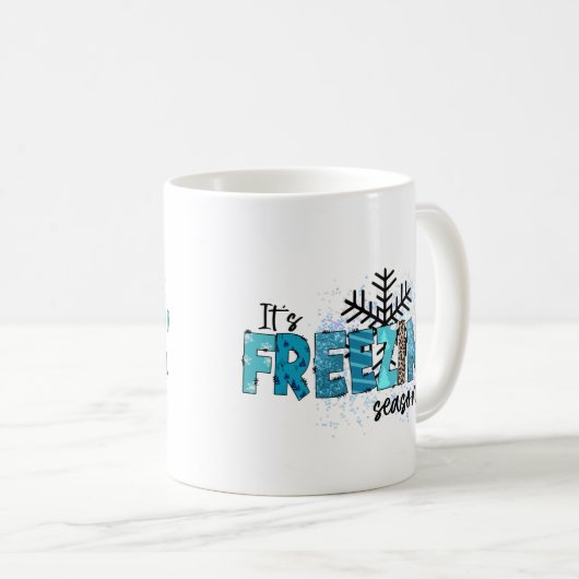 Die Winterferien mit ihren kalten Schneeflocken Kaffeetasse (VorderseiteRechts)