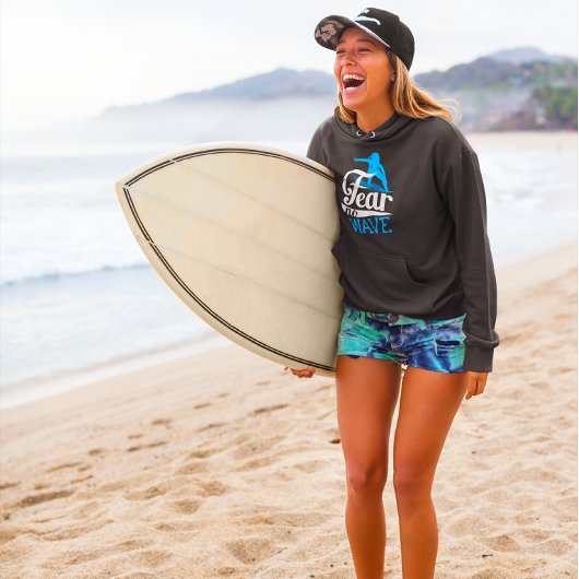 Die Woman Surfer fürchten sich vor dem Wellenreite Hoodie