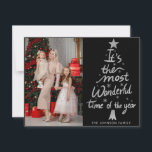 Die wunderbarste Zeit des Jahres elegantes Foto Feiertagskarte<br><div class="desc">Weihnachtspinguin mit Weihnachtskarte</div>