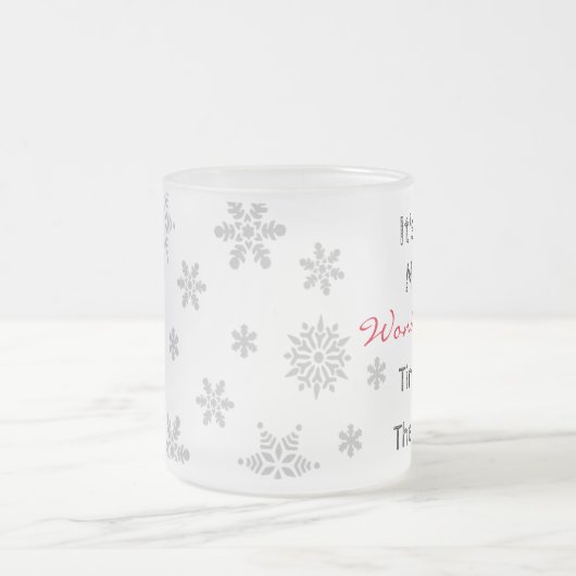 Die wunderbarste Zeit des Jahres Frostige Tasse (Mittel)