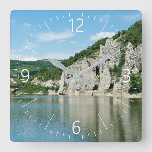 Die wunderschönen Felsen. Bulgarien Quadratische Wanduhr (Vorderseite)
