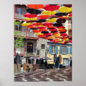 Die wunderschönen Regenschirme der Stadt Quebec Poster (Vorne)