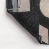 Die Wüste der Sahara, die durch die Fenster sichtb Mousepad (Ecke)