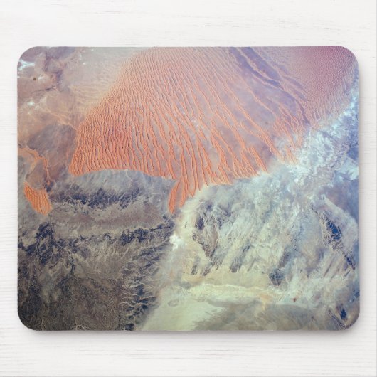 Die Wüste der Sahara in Algerien, Nordafrika. Mousepad (Vorne)