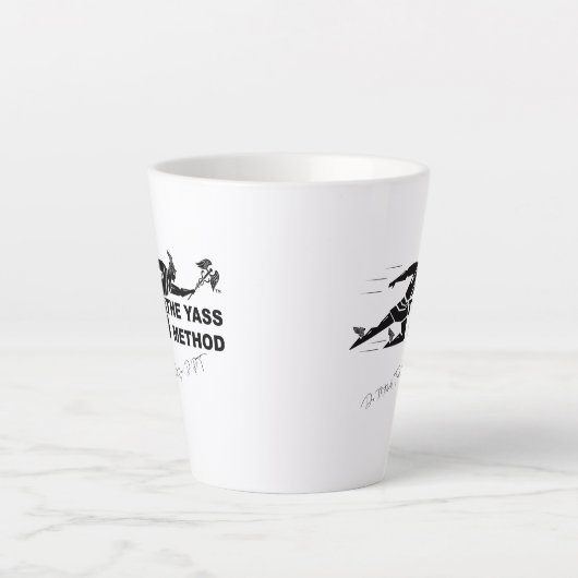 Die Yass-Methode signierte Latte Cup Milchtasse (Vorderseite)