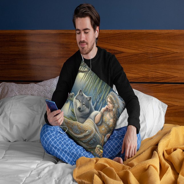 Die Zauberei Monlit im Mystischen Wald Kissen (Von Creator hochgeladen)