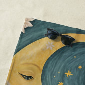 Die zauberhafte weiße Katze mit grünen Augen Strandtuch (Beispiel)