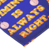 Die Zeit Gottes ist immer richtig. Farbbild Tischdecke (Schrägansicht)